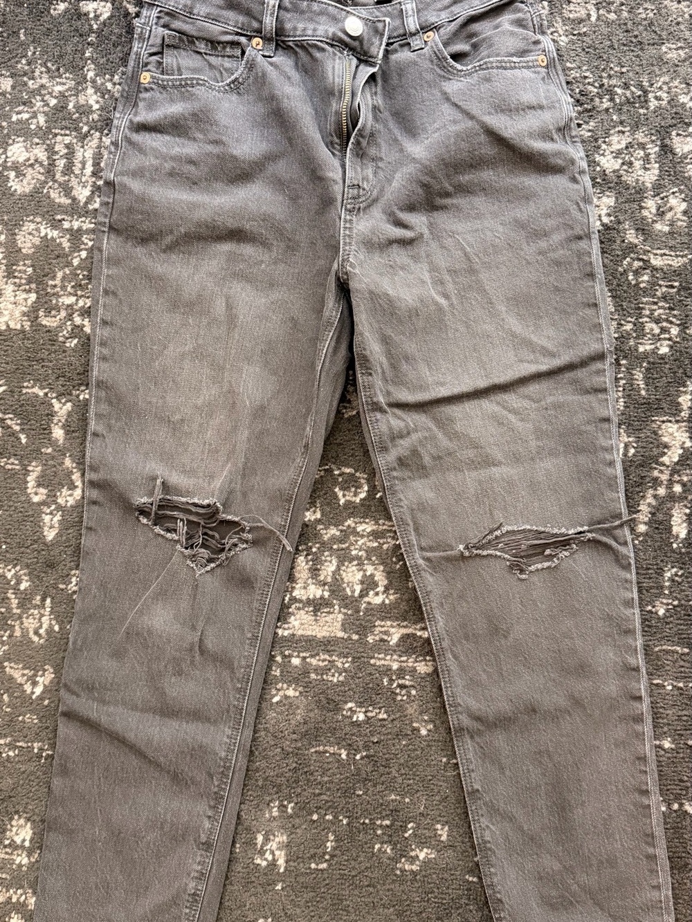 American Eagle Outfitters Women's Mom Jeans Ripped Black Jeans